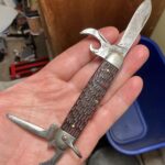 Found this well loved treasure at a thrift store. Ulster scout knife