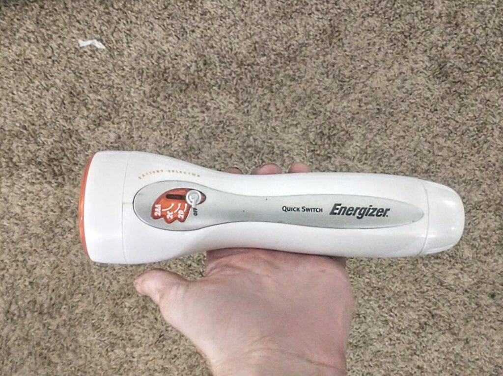 I found this classic incandescent quick switch energizer that can use AAs Cs and Ds