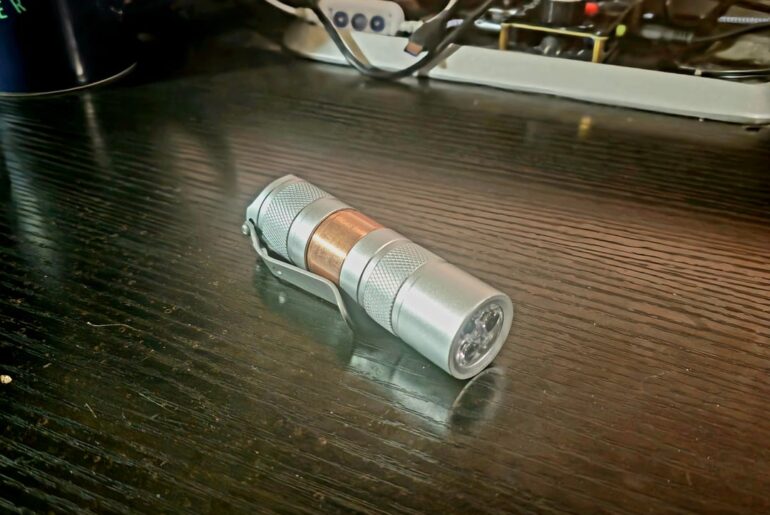 Fresh from the boathouse
Triple 519A 4000K • 5A buck • copper tube • titanium clip
