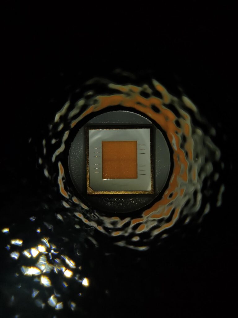 Golden Power • SFT70 3000K