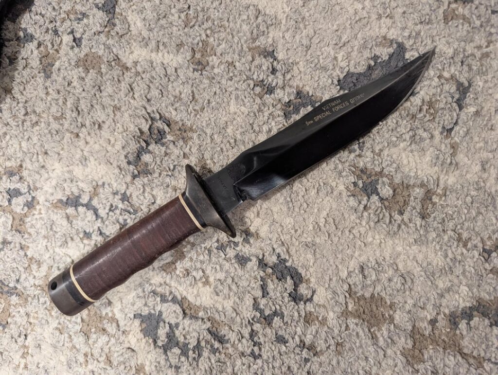 SOG Special Forces Bowie Knife - Seki, Japan