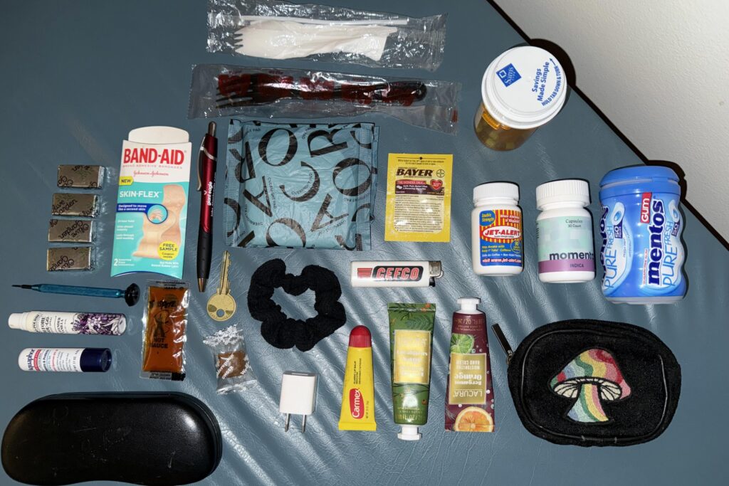 what’s in my bag ???????