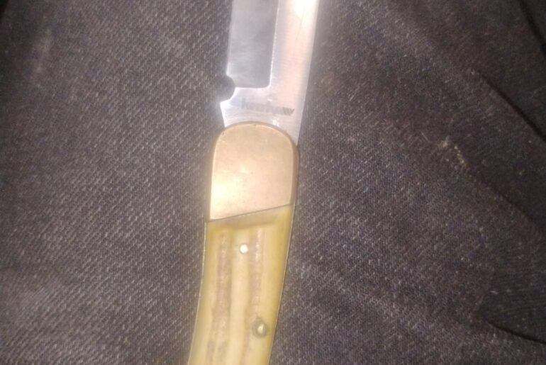 Does anyone know what knife this is