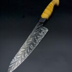 Feather mosaic Damascus knife