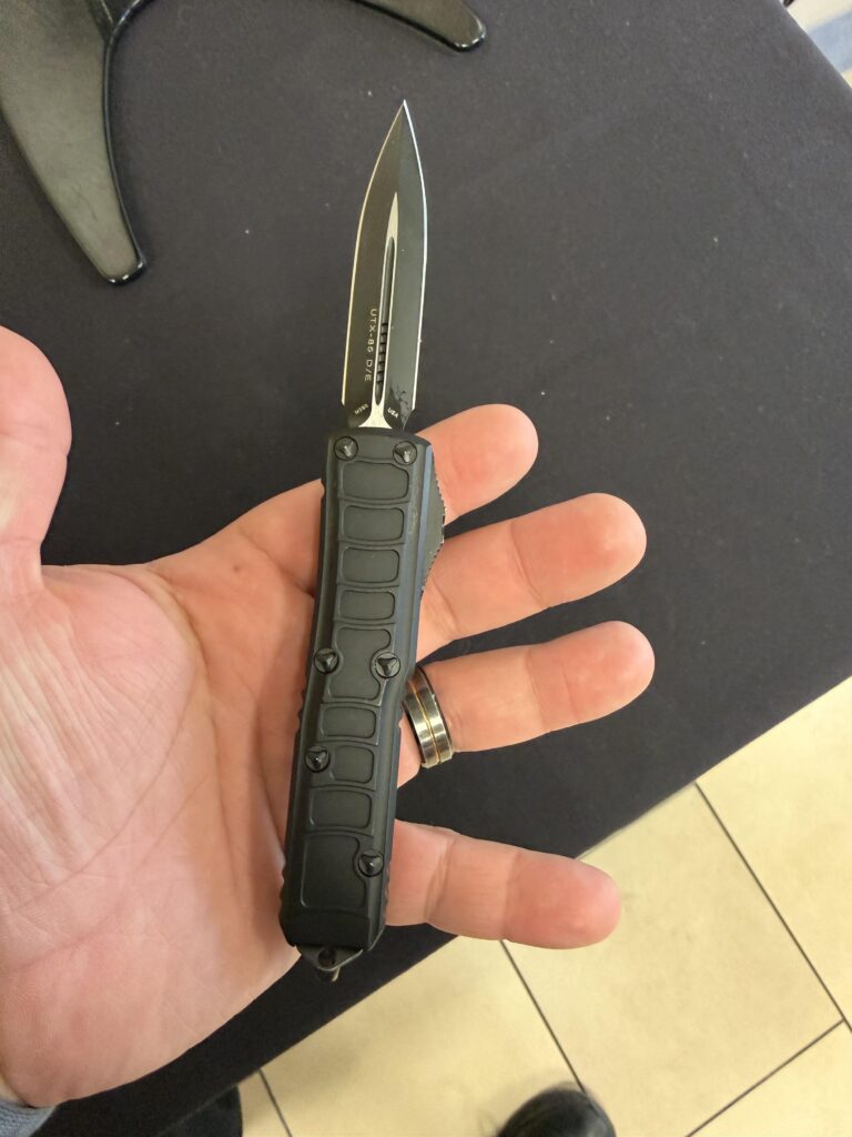 Pocket carry of the day Microtech UTX-85 II Signature Series D/E
