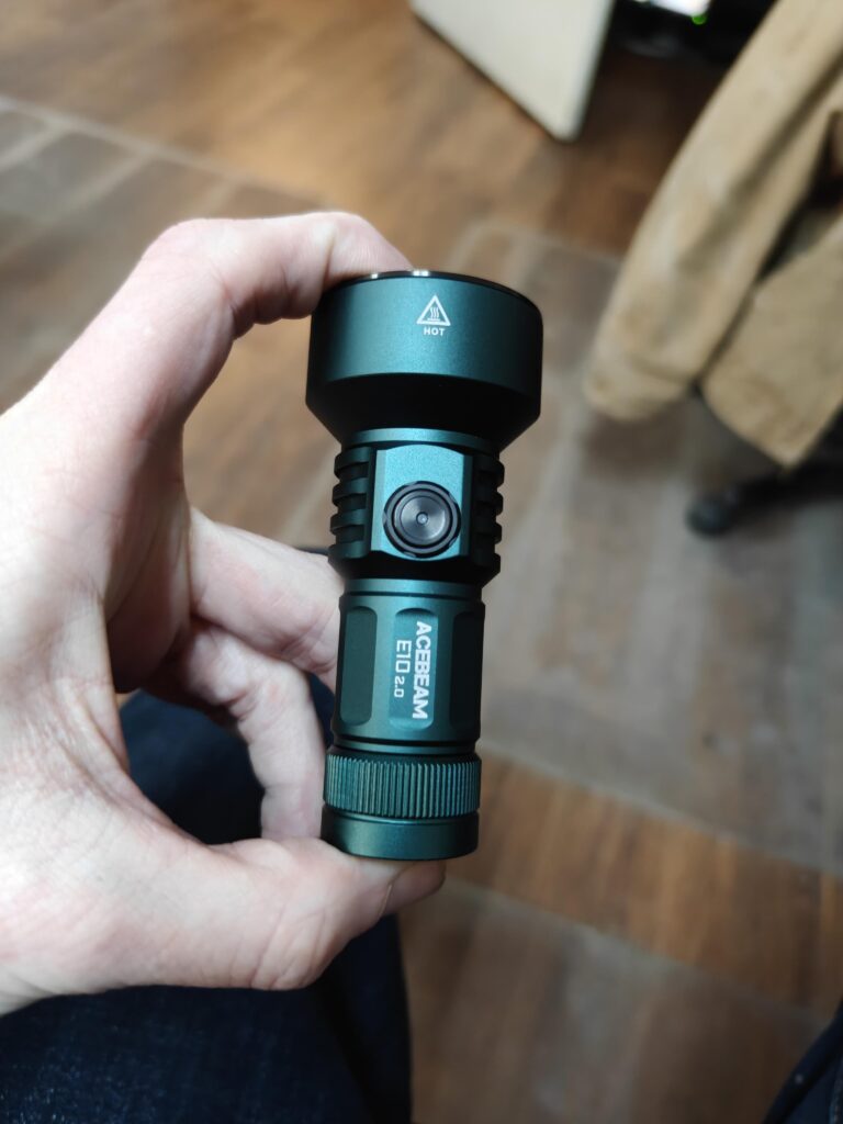 The Acebesm E10 2.0 in teal is friggin cool looking.