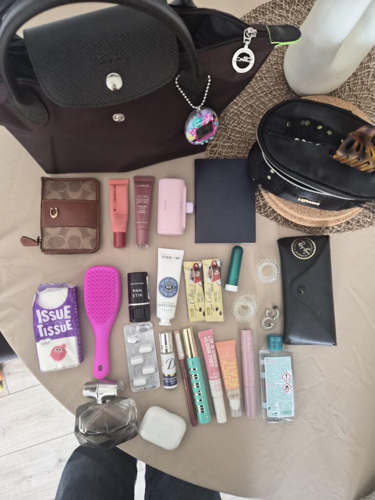 What does my bag say about me ? 😄