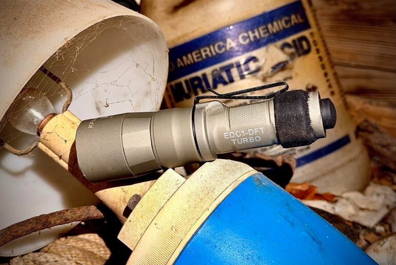 New Clip on One of My Favorite Flashlights