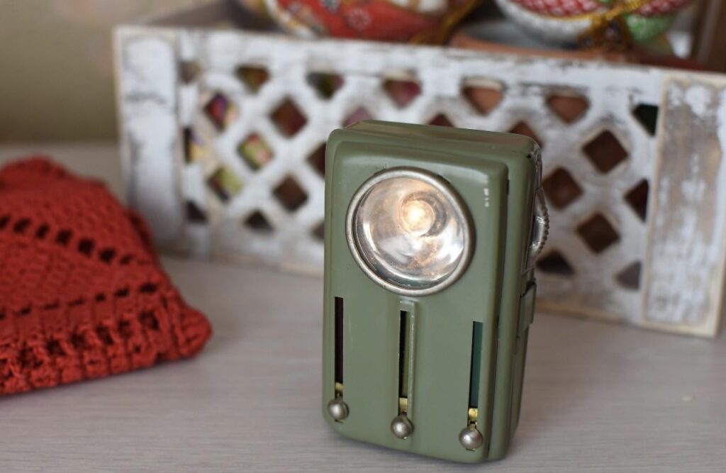 Does anybody know of any modern versions of this type of flashlight, or perhaps a reproduction with more obtainable batteries? I love the vintage style but if I can help it I’d like to avoid using something with an obsolete battery. Thanks!