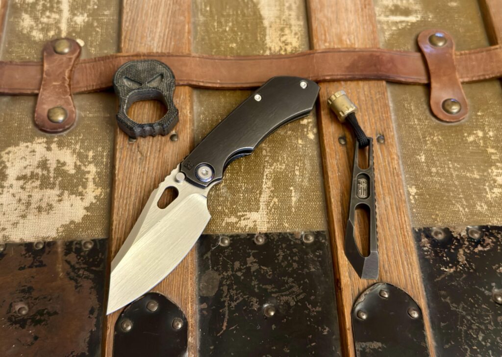 Church carry with my great Mrs. @rotten.design @phoenixtoolworks @luxcarry_llc