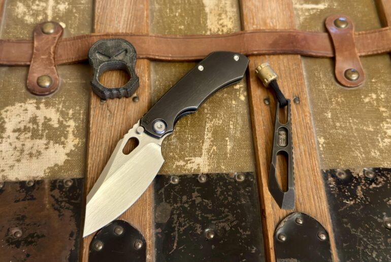 Church carry with my great Mrs. @rotten.design @phoenixtoolworks @luxcarry_llc