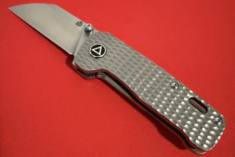 NKD! (QSP Penguin Mini Jigged Titanium)