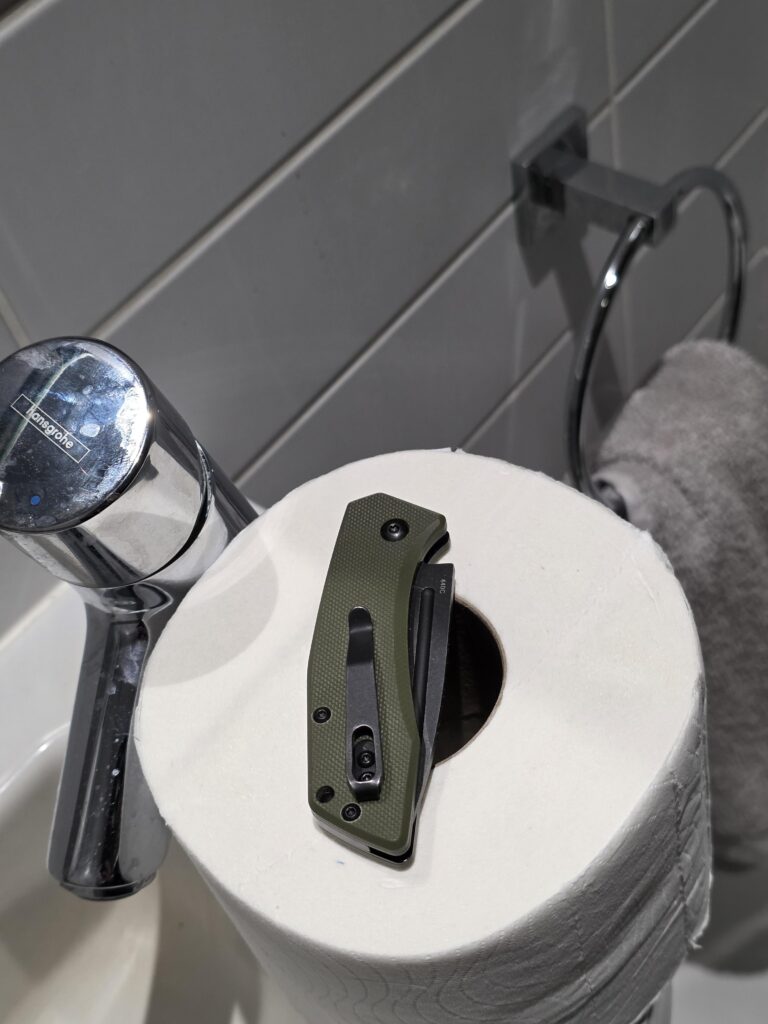 Seen it open and this is closed. Better light as well