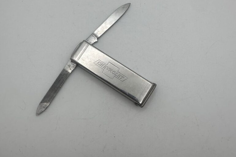 What is the compartment in this vintage multi tool used for?