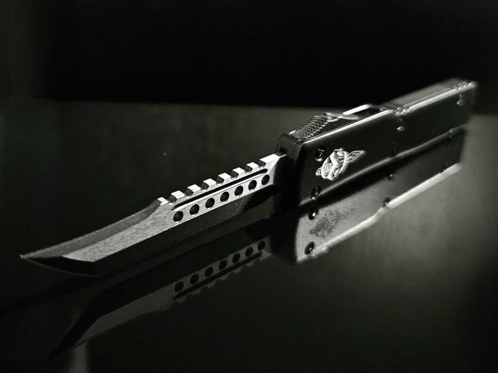 NKD Microtech UTX-70 HELLHOUND TACTICAL