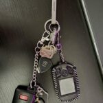 I’ve experimented with a lot of different methods to carry 2 fobs and keys in one pocket and copying the male anatomy has always been the best one.