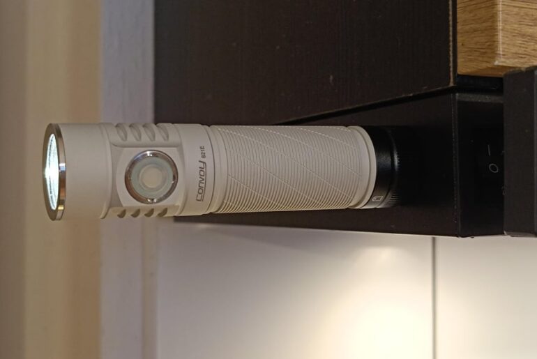 Convoy lego again (magnet tailcap for S21E)