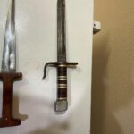 Help with identifying this old I think Japanese war knife?