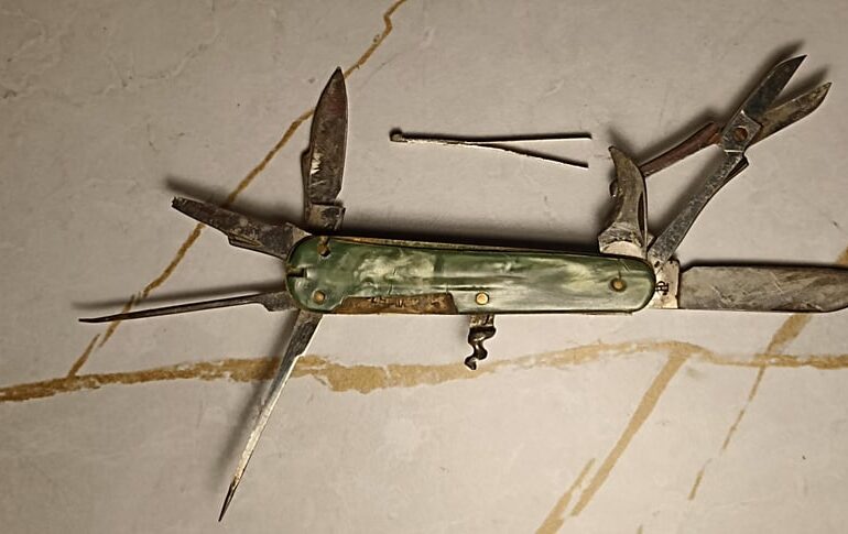 Soviet prototype multi-tool „Kama-V“ – VZSN, July 1957 (9 functions, original sheath)