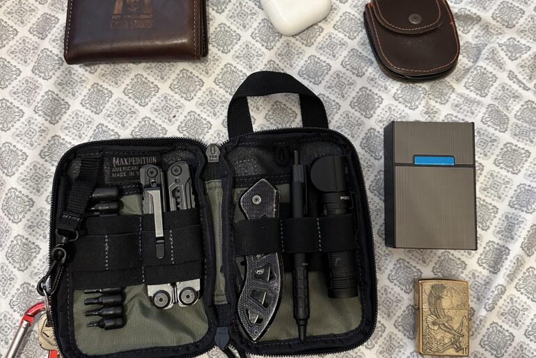 My first EDC. I Just finished getting all i tough i need on the maxpedition