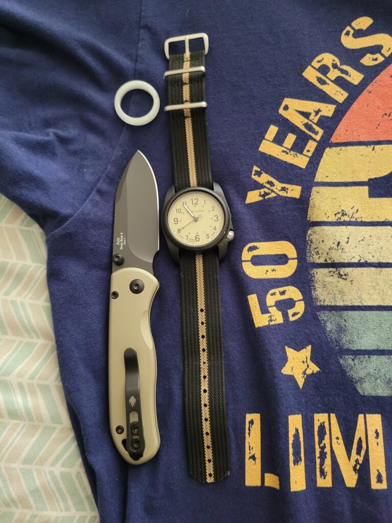 First day carry and cuts with my new Kizer Drop Bear 2
