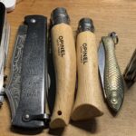 A bunch of my traditional-style EDC knives