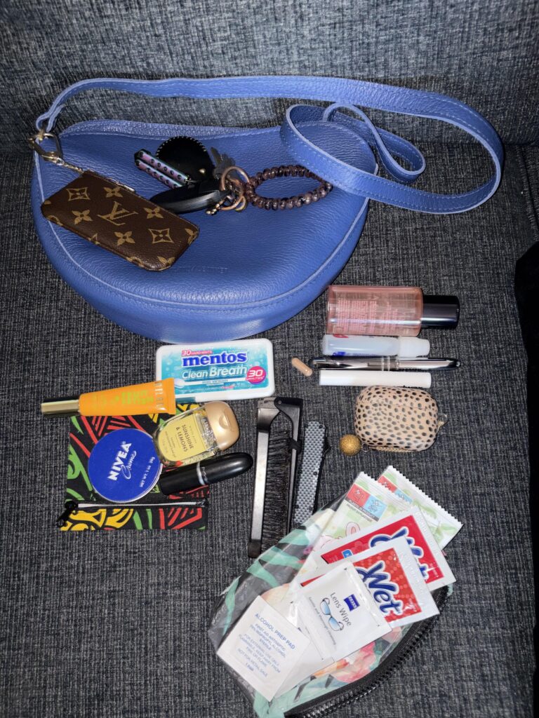 EDC - I try to stick to the bare minimum but I also worry I’ll need extra…