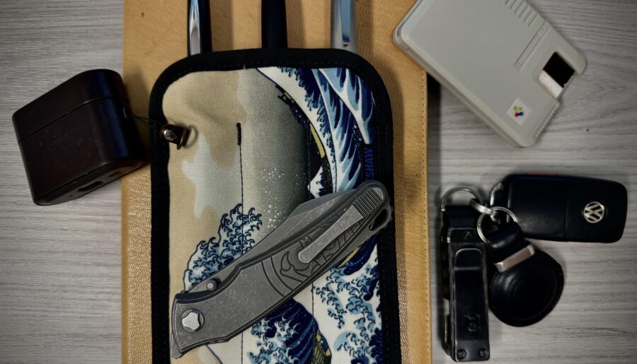 Boss makes a dollar, I make a dime. That’s why I dump on company time.