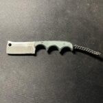 Found this at a yard sale for 1$