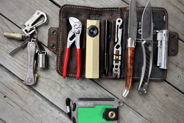 A more subdued carry, for Sunday