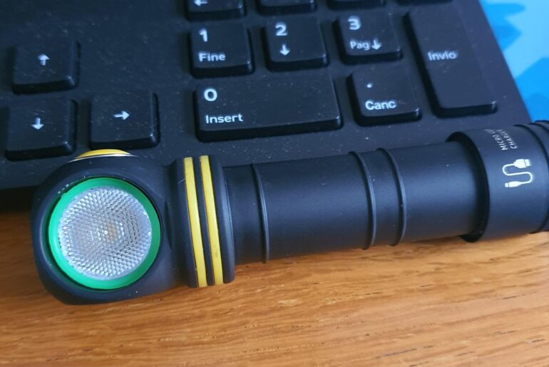 unconventional hands-free reflow.....armytek elf c2 installed nichia 519a I had the bluish lh351d