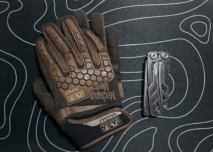 My daily carry as an engine cadet onboard a tanker