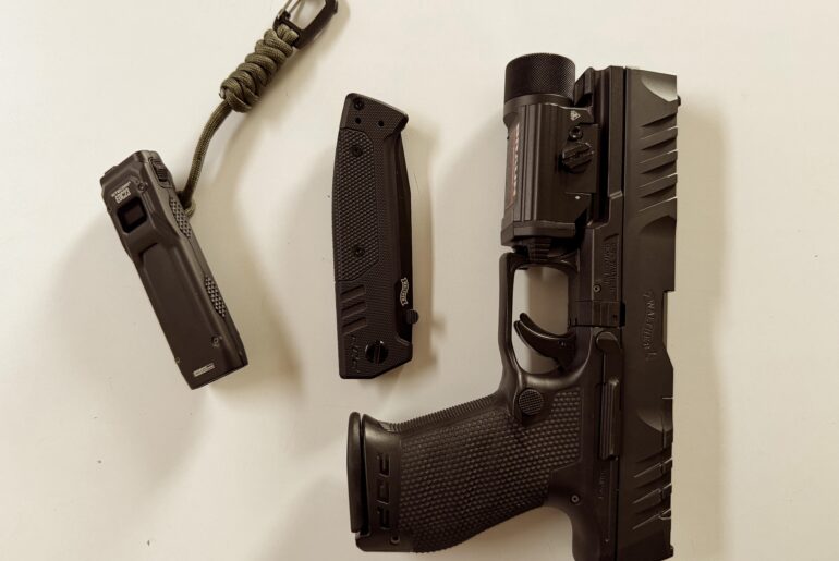 Rate my EDC. I’m sensitive.