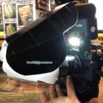 Is there some good CRI small flashlight with horizontal bar for macro photography like this one