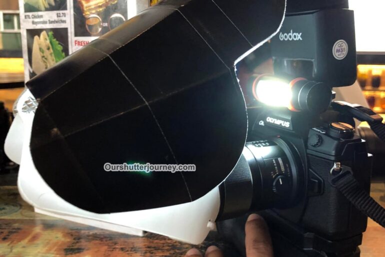 Is there some good CRI small flashlight with horizontal bar for macro photography like this one