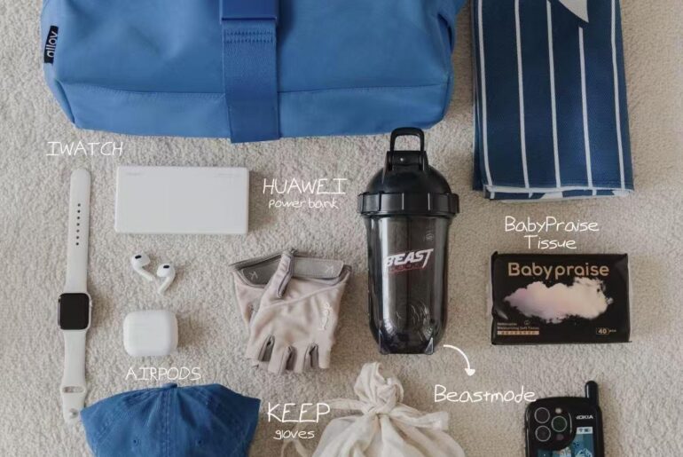 What’s in my gym bag: not aesthetic, just practical