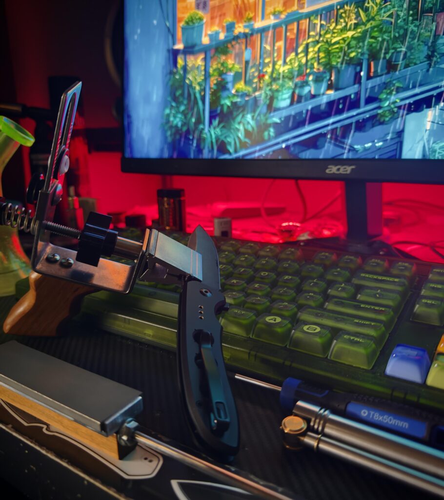 Almost nothing quite as theraputic as music and knife sharpening