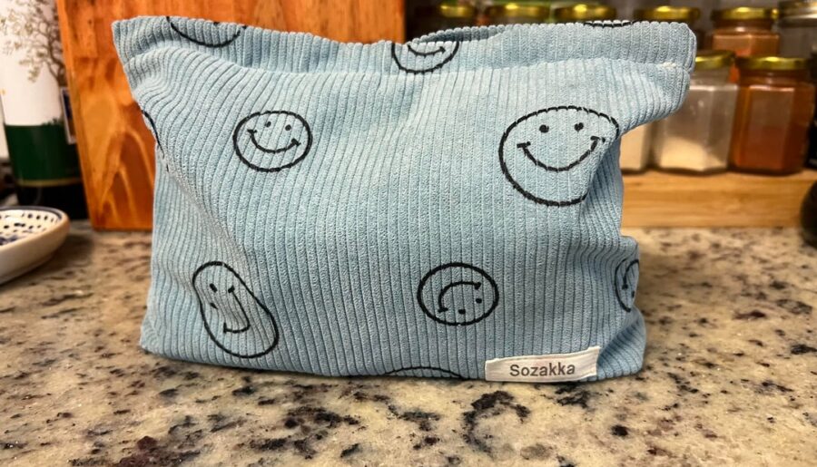 I rarely see EDCs aimed at purse carriers, so here’s my EDC bag for a SAHM toddler mom!