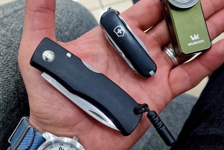 Waiting in a salon for my son haircut