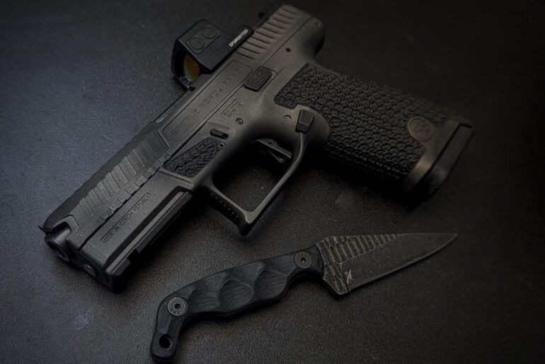 Can anyone identify this knife or the brand from the logo?