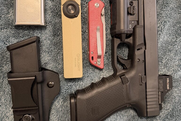 What are some good lightweight multitools, no knives