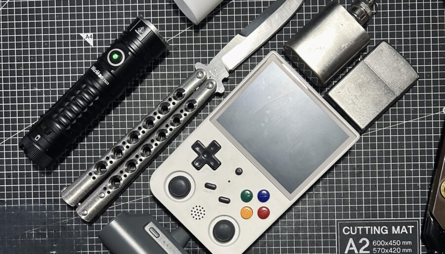 This is my daily commuter EDC