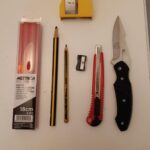 Does anyone have any idea what the knife of the right is ? I had it for as long as i remember but i don’t know how i got it