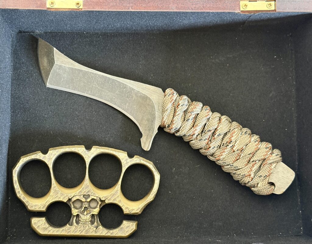 @hatestick_manufacturing_co Jeremy Wilson 1st blade rescued from the scrap pile back when if I remember the story correctly #hatestickmanufactoringcompany #metalockcustoms