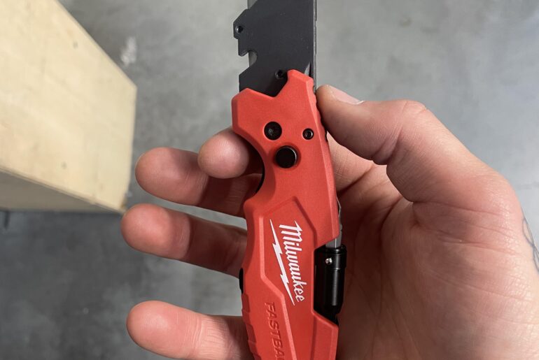 Just got the 6in1 version, its awesome!