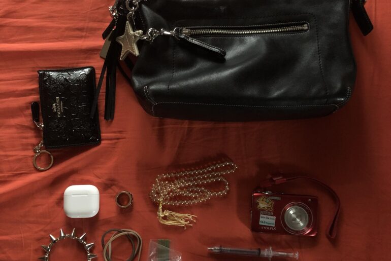 purse as someone who doesn't wear a purse often