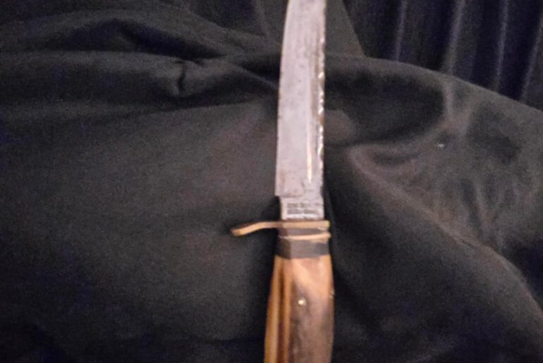 My uncle gave me an old knife is it worth keeping?