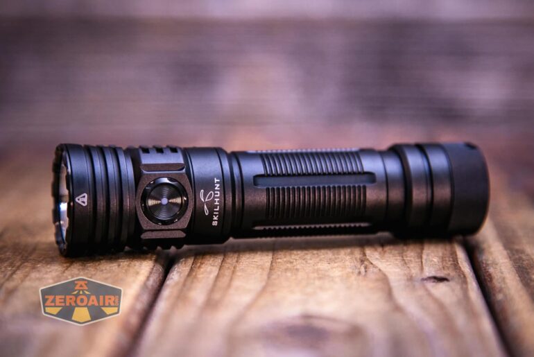 Skilhunt M300 V4 Luminus Flashlight Review