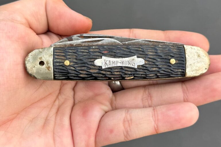 Newest addition - 1960s (?) Kamp King utility knife