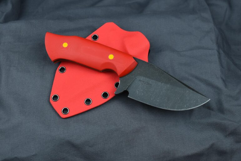 Vanadis 4E at 63HRC, red G10 scales, yellow and orange G10 liners, kydex sheath. What do you think?